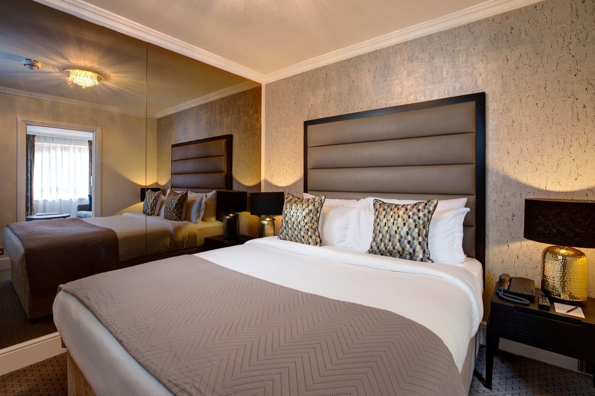 The Rathbone Hotel, Fitzrovia London Bagian luar foto
