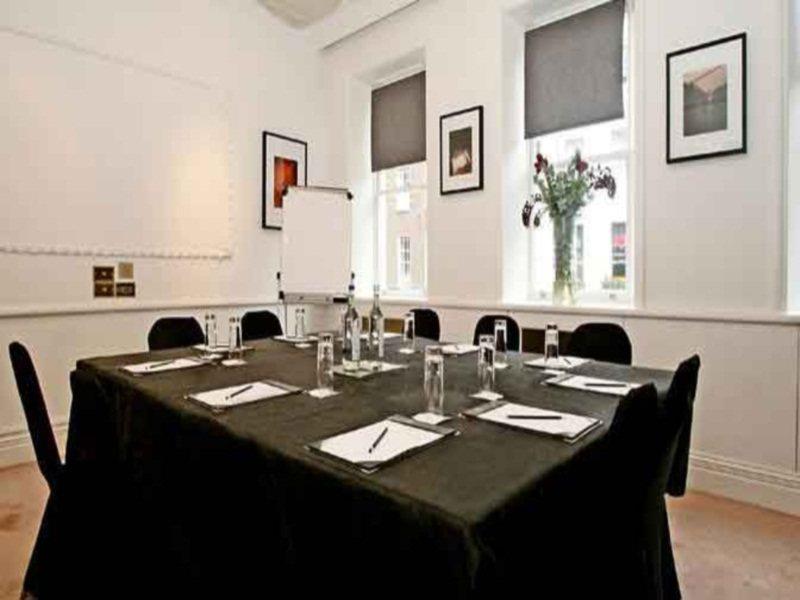 The Rathbone Hotel, Fitzrovia London Bagian luar foto