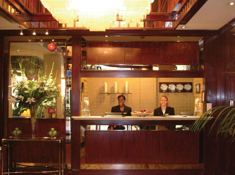 The Rathbone Hotel, Fitzrovia London Bagian luar foto